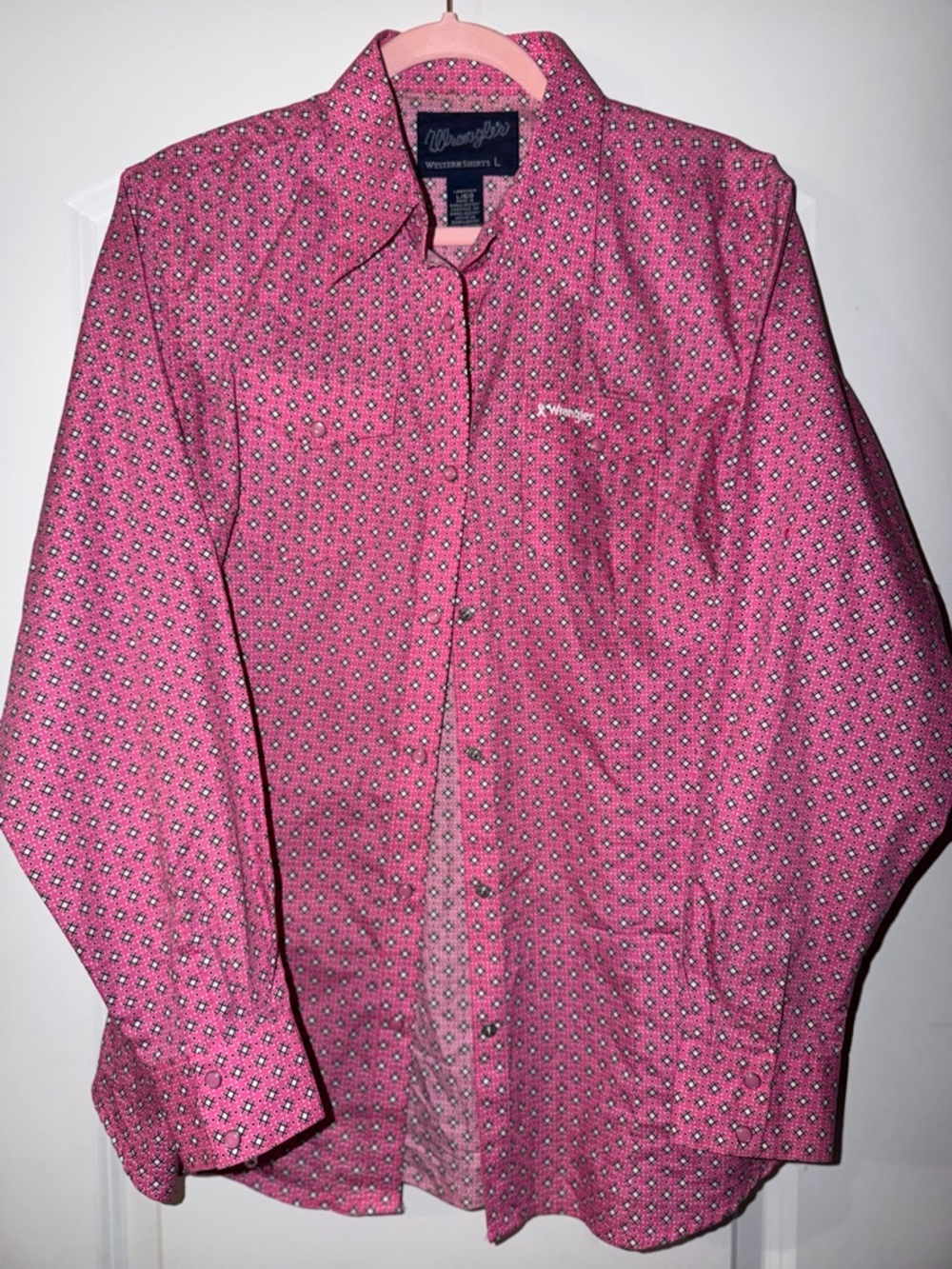 Wrangler Men’s Pink Micro-Print Button-Down Shirt